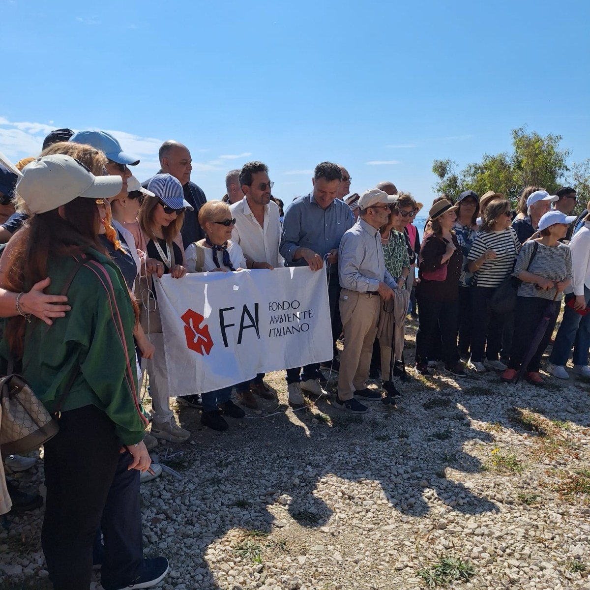 Trionfo a Capo Bruzzano: il FAI incorona “la Scogliera” della&nbsp;biodiversità