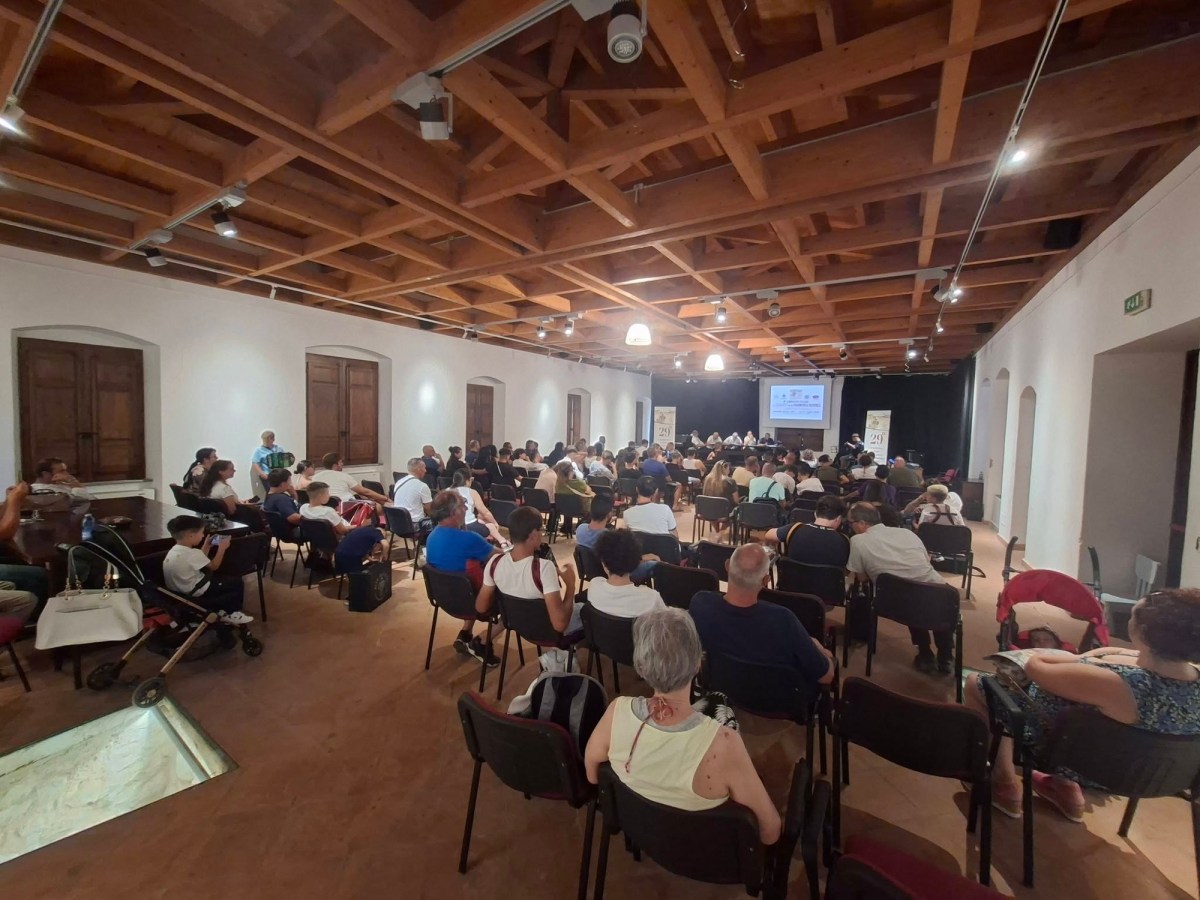 Roccella Jonica capitale della fisarmonica diatonica: grande successo per il Campionato&nbsp;Italiano
